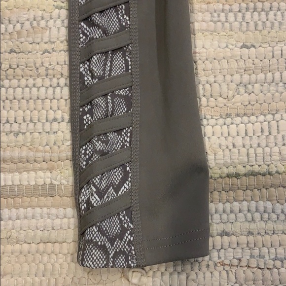 BSP Snake Print High Waisted Leggings - Picture 4 of 6